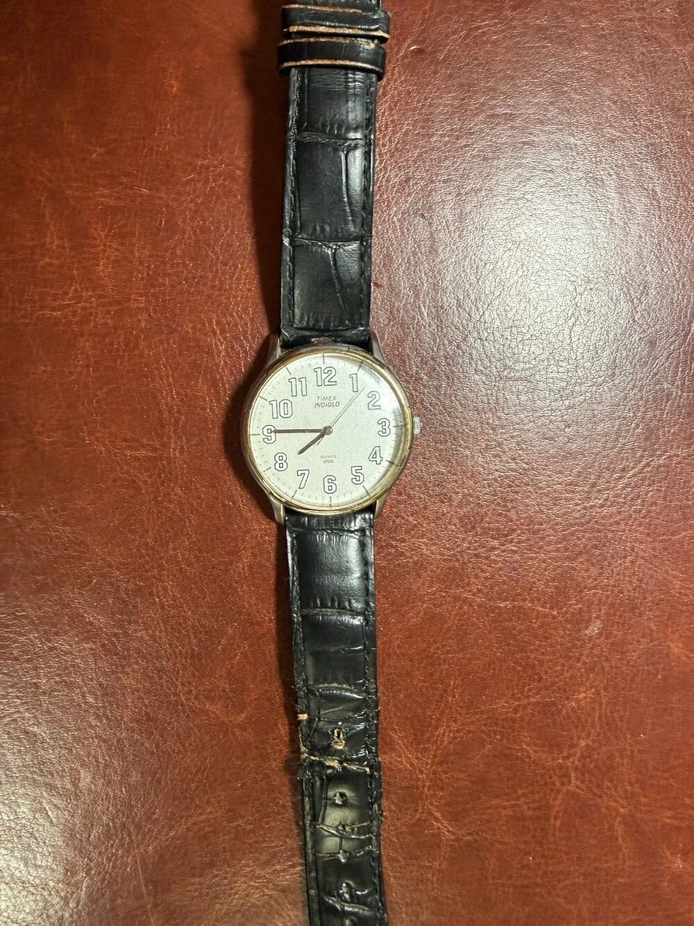 Vintage 1990s Timex Indiglo Quartz Watch Cream Dial Black Leather Working